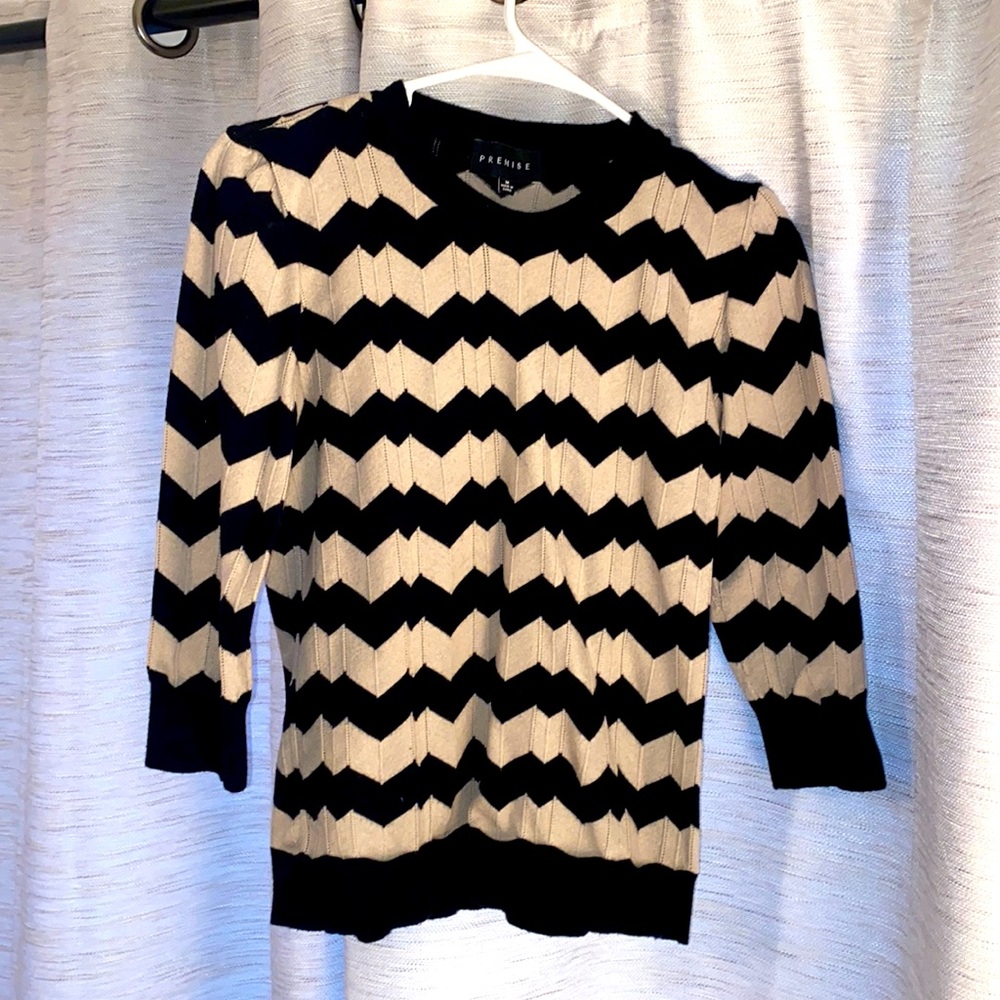 3/4 sleeve shirt